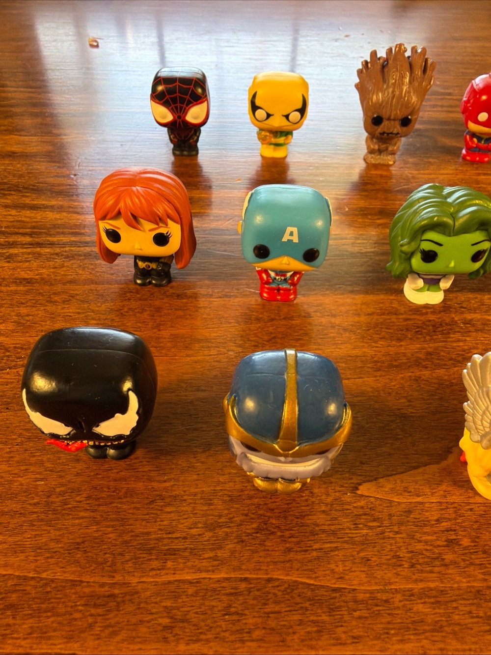 Marvel Funko Pocket Pop! Mini Figure Lot Of 18- Assorted Colors - Picture 4 of 5